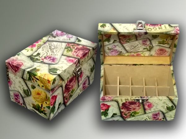Porta Batom Flores Vintage